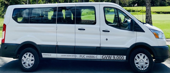 Maui Town Car Van